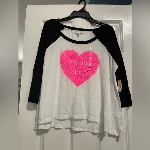 Victoria's Secret Tops - Victoria's Secret Black and White Tee with Pink Heart
